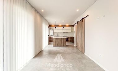 Piso a Estrenar 4 amb. con cochera y terraza con parrilla en Zona Güemes / Los Troncos