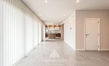 Piso a Estrenar 4 amb. con cochera y terraza con parrilla en Zona Güemes / Los Troncos