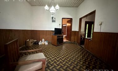 Venta casa de 3 ambientes con cochera y patio en Sarandí