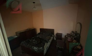 Casa 3 ambientes   depto 2 ambientes y galpon