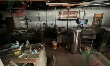 Casa 3 ambientes   depto 2 ambientes y galpon