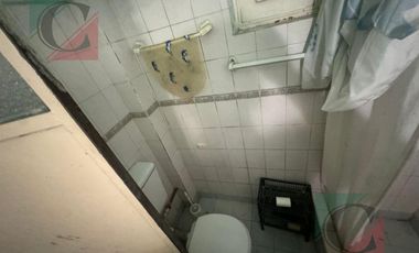 Casa 3 ambientes   depto 2 ambientes y galpon