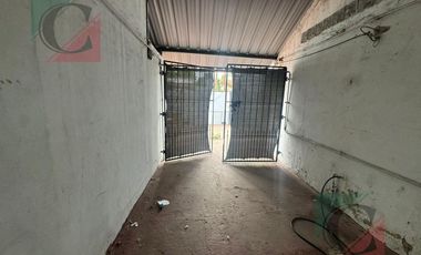 Casa 3 ambientes   depto 2 ambientes y galpon