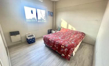 Departamento de 2 ambientes con cochera - Banfield Este