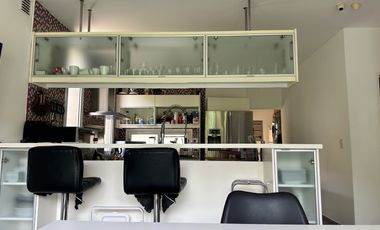 VENTA-Casa-La Montura-5 Ambientes-4 dormitorios-Dependencia-Lote Interno-Pileta