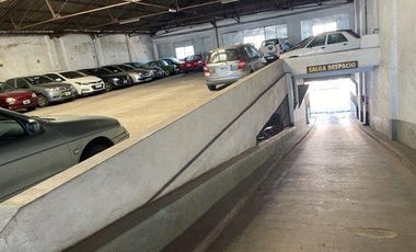 Cochera en Venta importante propiedad varios destinos
