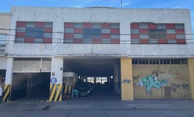 Cochera en Venta importante propiedad varios destinos