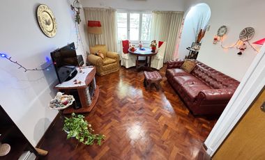 PH en planta alta en venta en Victoria!