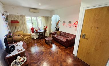 PH en planta alta en venta en Victoria!