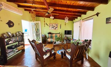 PH en planta alta en venta en Victoria!