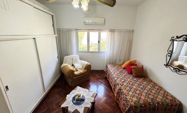 PH en planta alta en venta en Victoria!