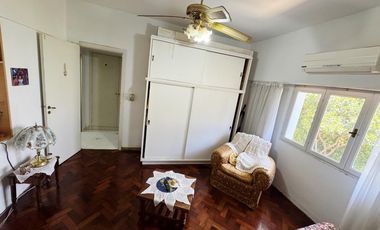 PH en planta alta en venta en Victoria!