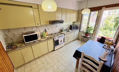 PH en planta alta en venta en Victoria!