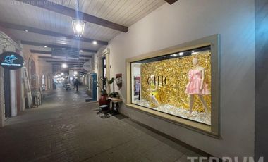 Local en  venta paseo plaza canning