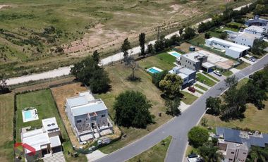 Lote con proyecto en barrio privado Estancia Smithfield Zárate