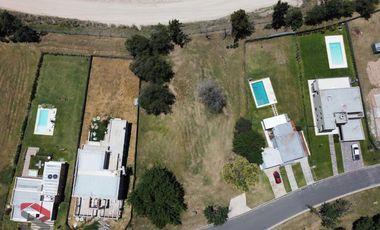 Lote con proyecto en barrio privado Estancia Smithfield Zárate