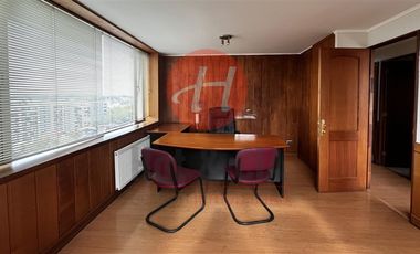 Oficina en Arriendo en Avenida Alemania