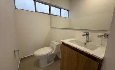 PENTHOUSE EN ARRIENDO UBICADO EN ENVIGADO SECTOR EL PORTAL