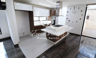 Renta Casa en Conjunto Cerrado de Cota, Cundinamarca