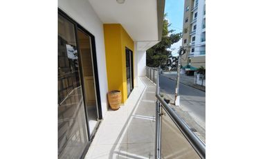 SE ARRIENDA CASA DE DOS PISOS EN BARRIO LA CASTELLANA DE MONTERIA