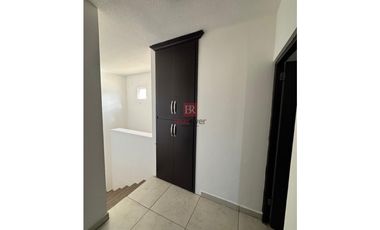 CASA EN RENTA EN PUENTE REAL SECCIÓN MIRAFLORES. CD. OBREGÓN, SONORA