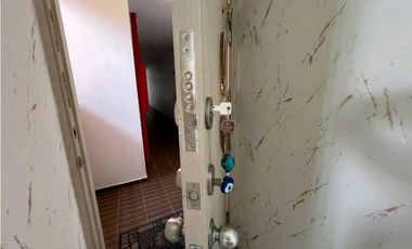 VENTA DE APARTAMENTO UBICADO EN ITAGUI SURAMERICA RANGO 4 d