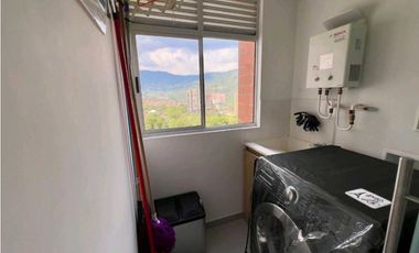 VENTA DE APARTAMENTO UBICADO EN ITAGUI SURAMERICA RANGO 4 d