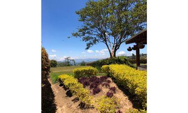 Finca en Marinilla con área de bosque nativo
