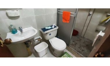 Casalote de 660 M2 en 260 mill casa prefabricada en La Mesa Cund