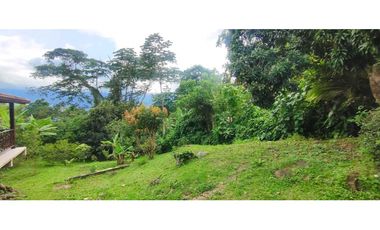 Casalote de 660 M2 en 260 mill casa prefabricada en La Mesa Cund