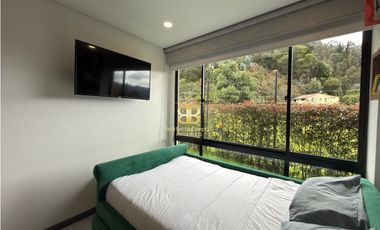 SE VENDE APARTAMENTO EN COTA CON JARDIN PRIVADO