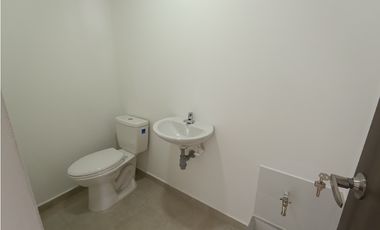 Arriendo local comercial en La Ceja- punto estrátegico.