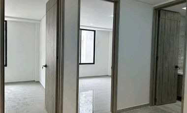 En venta casa amplia e iluminada en conjunto cerrado