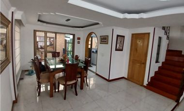 ACSI 1355. Se vende Casa en Mosquera.