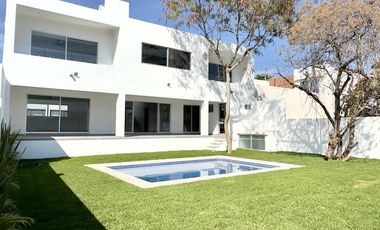 Casa en Fraccionamiento Burgos Bugambilias