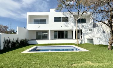 Casa en Fraccionamiento Burgos Bugambilias