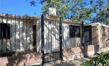 VENDE CASA EN EL BARRIO SMATA, LAS HERAS, MENDOZA.