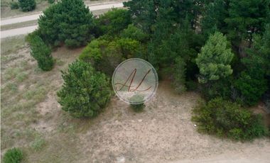 RETASADO!! LOTE EN COSTA ESMERALDA