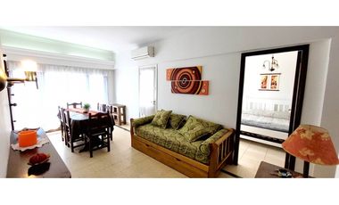 Hermoso y amplio depto.con balcón terraza.