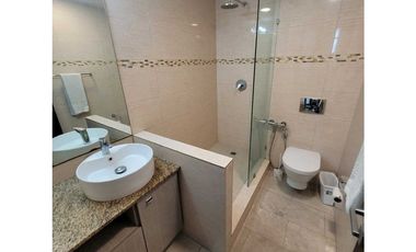 Se vende  Grand Tower modelo.i