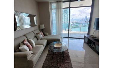 Se vende  Grand Tower modelo.i