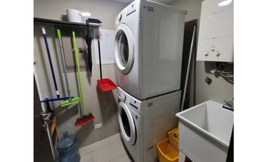 Se vende  Grand Tower modelo.i