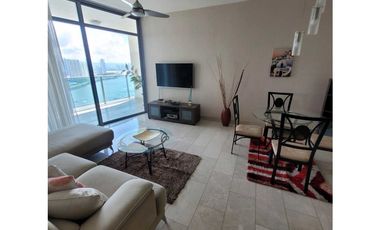 Se vende  Grand Tower modelo.i