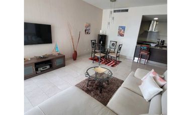 Se vende  Grand Tower modelo.i