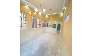 ✅  ✨Espaciosa casa de 4R en Villa Lucre-Alquiler-A.A