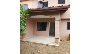 VENTA DE CASA EN PH VERSALLES, JUAN DIAZ (25)