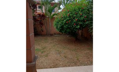 VENTA DE CASA EN PH VERSALLES, JUAN DIAZ (25)