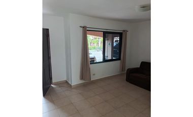 VENTA DE CASA EN PH VERSALLES, JUAN DIAZ (25)