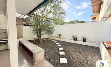Venta de casa en La Alameda