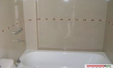 ALQUILER TRIPLEX de 3 dormitorios c/ estacionamiento en Monte Grande